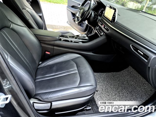 Hyundai Sonata 2020 — photo 12