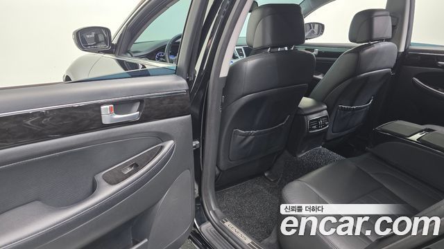 Hyundai Genesis 2014 — photo 18