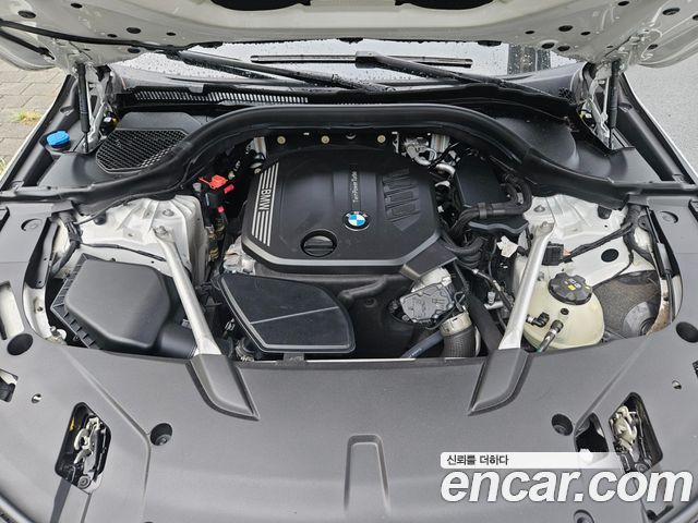 BMW Gran Turismo 2023 — photo 11
