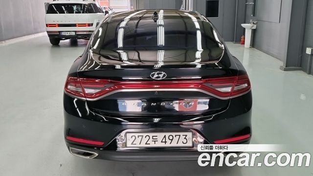 Hyundai Grandeur 2018 — photo 4
