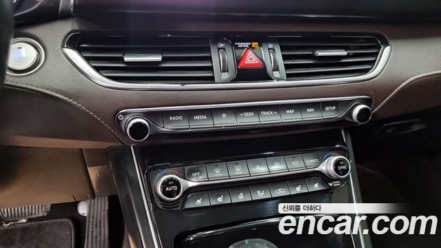 Hyundai Grandeur 2018 — photo 18