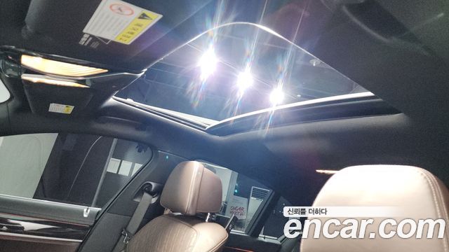 BMW 7-Series 2020 — photo 18