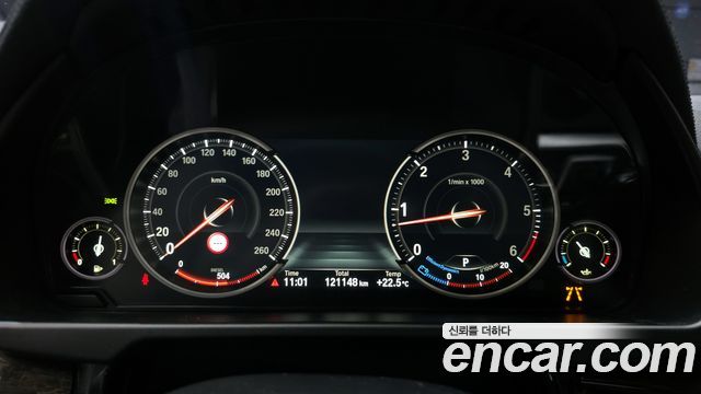 BMW X6 2018 — photo 11