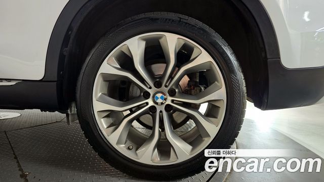 BMW X6 2018 — photo 7