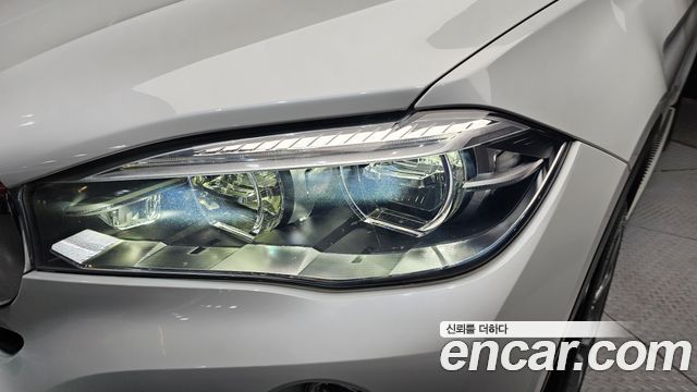 BMW X6 2018 — photo 8