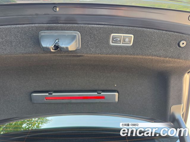 Genesis G90 2023 — photo 18