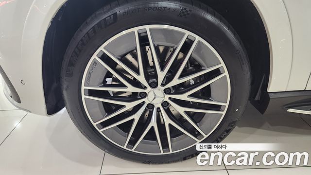 Mercedes-Benz GLE-Class 2025 — photo 20