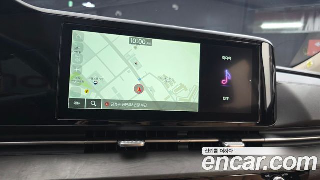 Kia Canival 2023 — photo 21