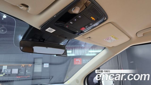 Kia Canival 2023 — photo 31