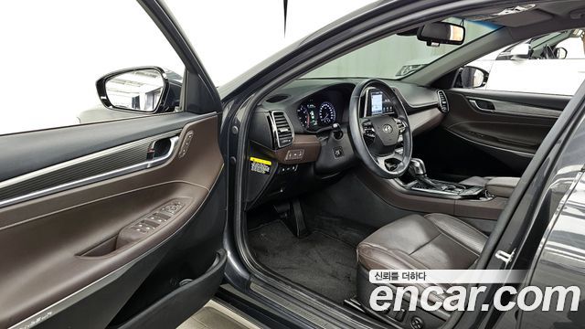 Hyundai Grandeur 2018 — photo 13