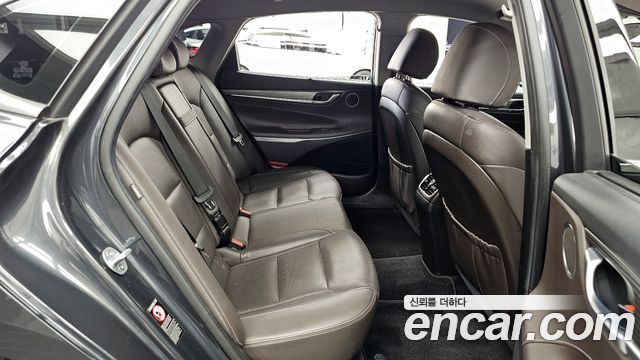 Hyundai Grandeur 2018 — photo 18