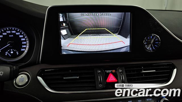 Hyundai Grandeur 2018 — photo 22