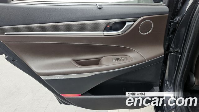Hyundai Grandeur 2018 — photo 15