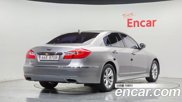 Hyundai Genesis 2012 — photo 2