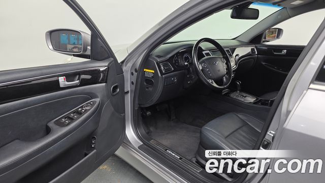 Hyundai Genesis 2012 — photo 10