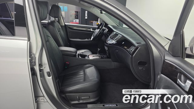 Hyundai Genesis 2012 — photo 11