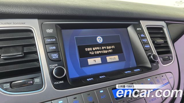 Hyundai Genesis 2012 — photo 16