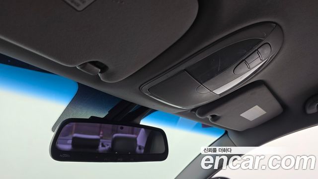 Hyundai Genesis 2012 — photo 18