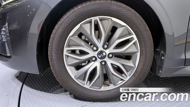 Kia K5 2020 — photo 5