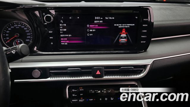 Kia K5 2020 — photo 14