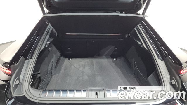 Porsche Panamera 2025 — photo 23