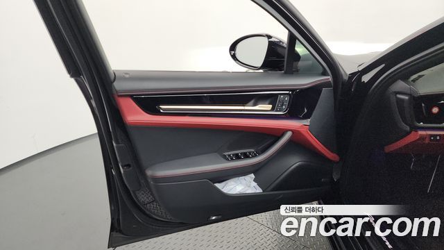 Porsche Panamera 2025 — photo 14