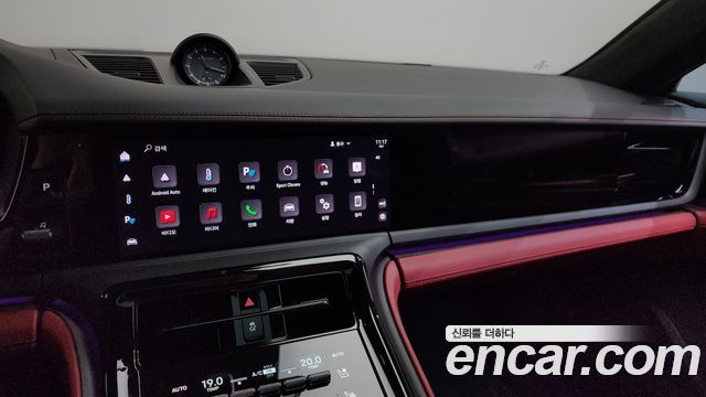 Porsche Panamera 2025 — photo 32