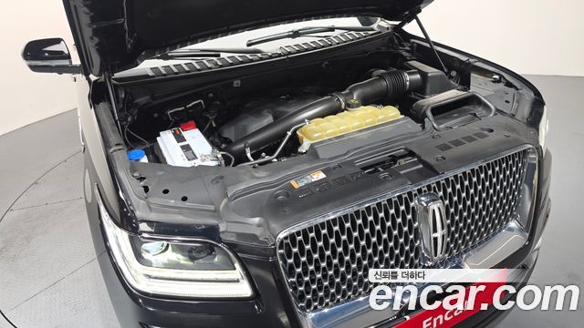 Lincoln Navigator 2021 — photo 6