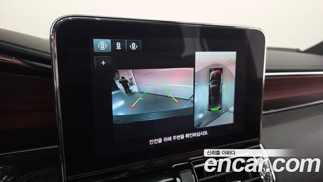 Lincoln Navigator 2021 — photo 15
