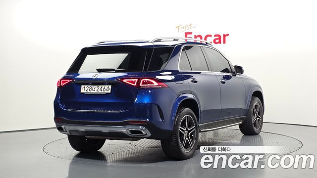 Mercedes-Benz GLE-Class 2019 — photo 2