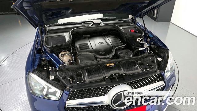 Mercedes-Benz GLE-Class 2019 — photo 6