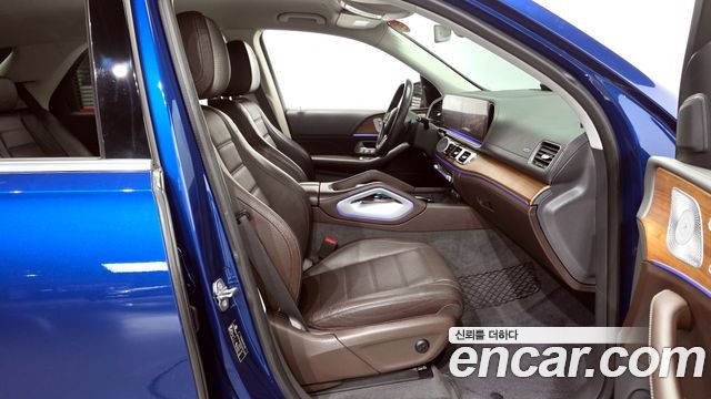 Mercedes-Benz GLE-Class 2019 — photo 17