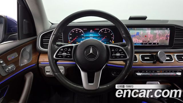 Mercedes-Benz GLE-Class 2019 — photo 19