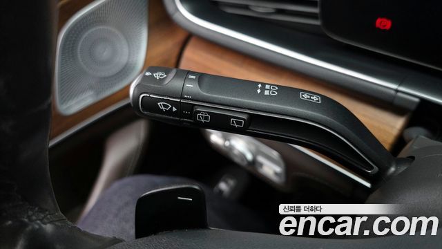 Mercedes-Benz GLE-Class 2019 — photo 25