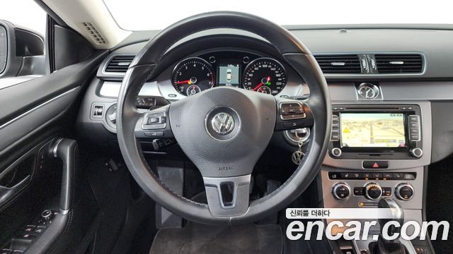 Volkswagen CC 2013 — photo 13