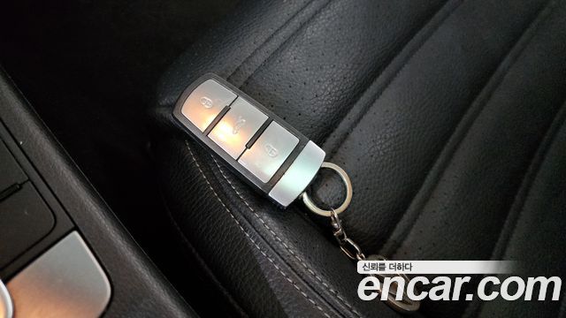 Volkswagen CC 2013 — photo 15
