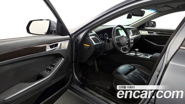 Genesis G80 2017 — photo 13