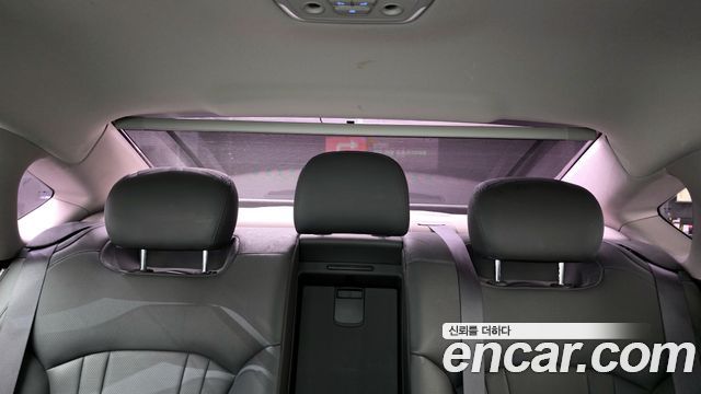 Genesis G80 2017 — photo 23