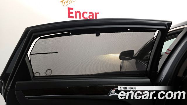 Genesis G80 2017 — photo 15