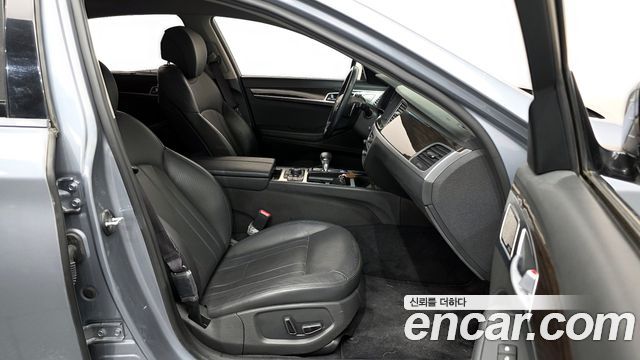 Genesis G80 2017 — photo 16