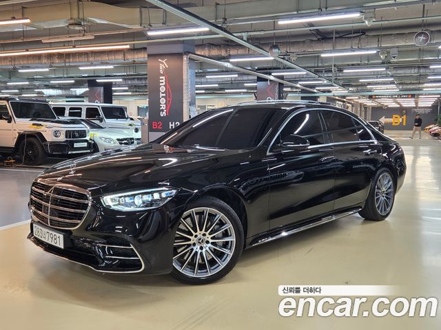 Mercedes-Benz S-Class 2025 — photo 1