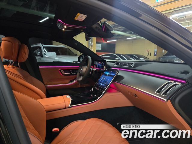 Mercedes-Benz S-Class 2025 — photo 7