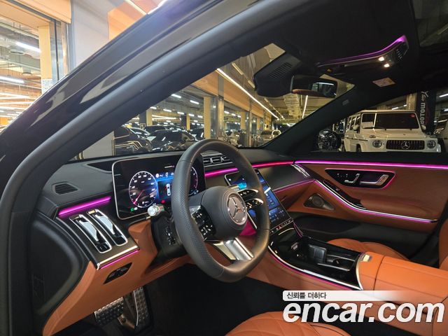 Mercedes-Benz S-Class 2025 — photo 13