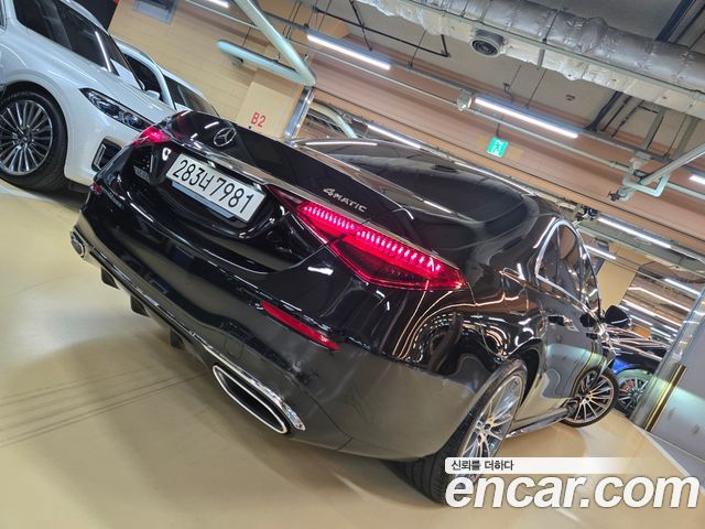 Mercedes-Benz S-Class 2025 — photo 19