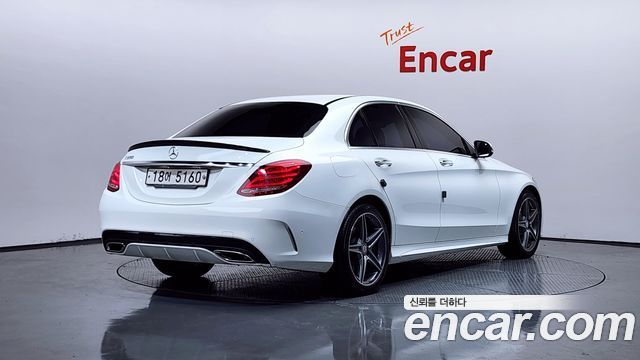 Mercedes-Benz C-Class 2017 — photo 2