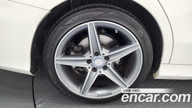 Mercedes-Benz C-Class 2017 — photo 5