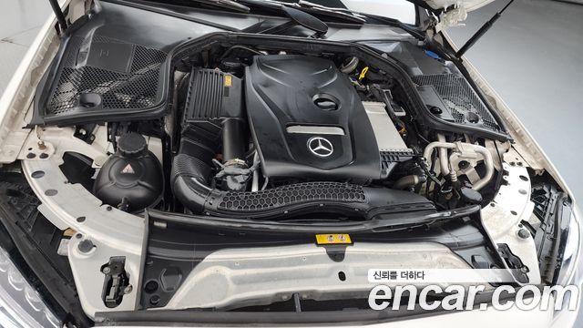 Mercedes-Benz C-Class 2017 — photo 6