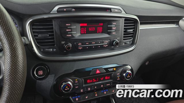 Kia Sorento 2016 — photo 13