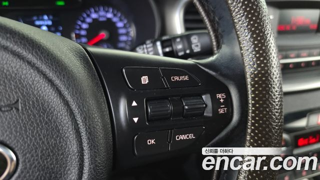 Kia Sorento 2016 — photo 16