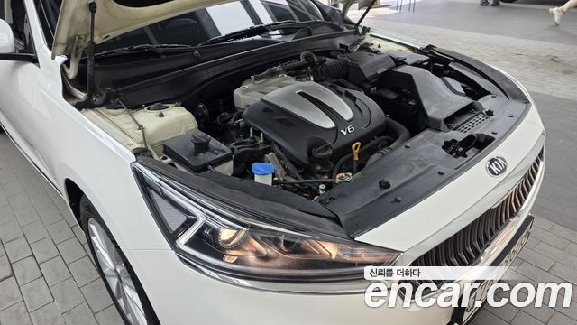 Kia K7 2017 — photo 6